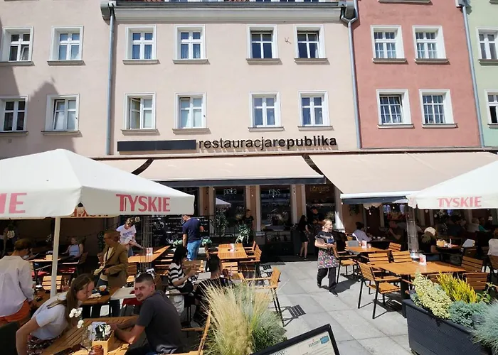 Stylowy W Sercu Starowki Z Widokiem Na Motlawe 公寓